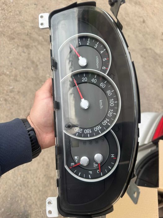 Панель приладів KIA Sorento 2008 в рестайлінгу