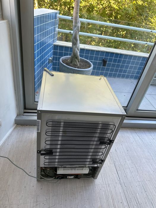 Mini Refrigerator 122L - New