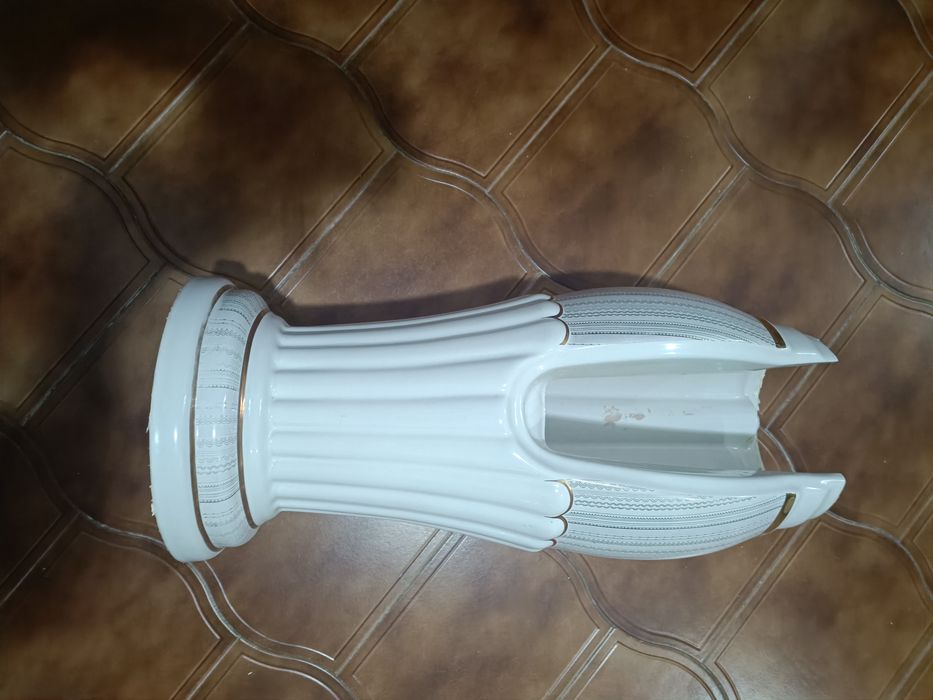 Louça cerâmica modelo Italiano GSI usado