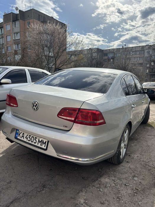 Volkswagen Passat b7.