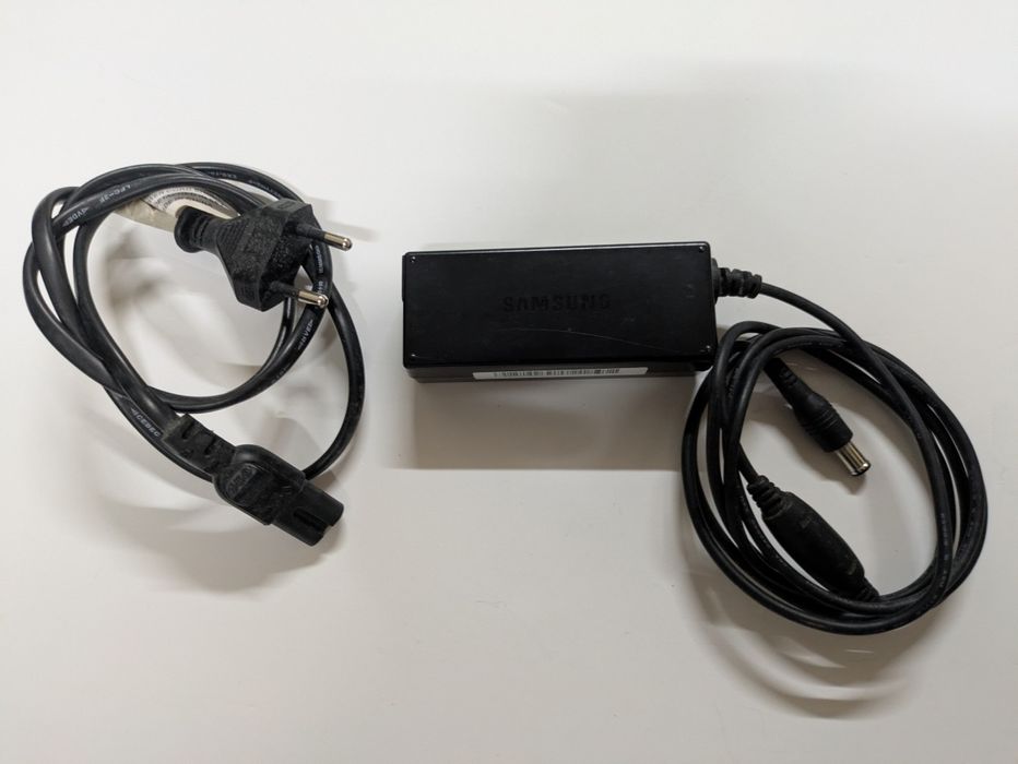 Original Samsung AC Charger/Adapter, Model AD-301464309737683841123