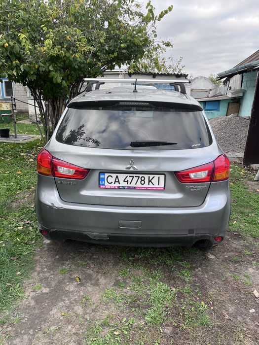 Mitsubishi outlender sport
