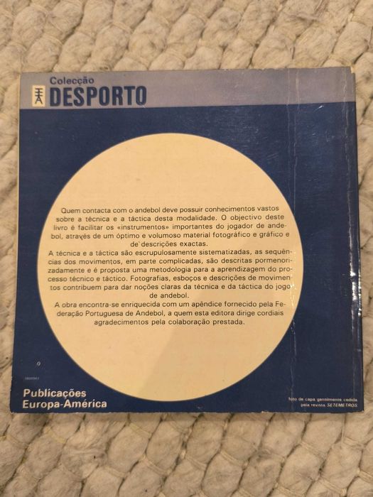 Livro "O Andebol - Técnica - táctica - metodologia" de Karl Martini