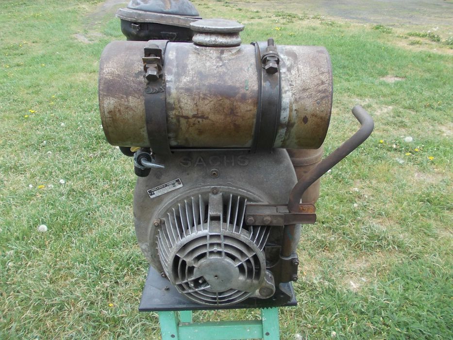 Silnik spalinowy SASCH poj 275cm