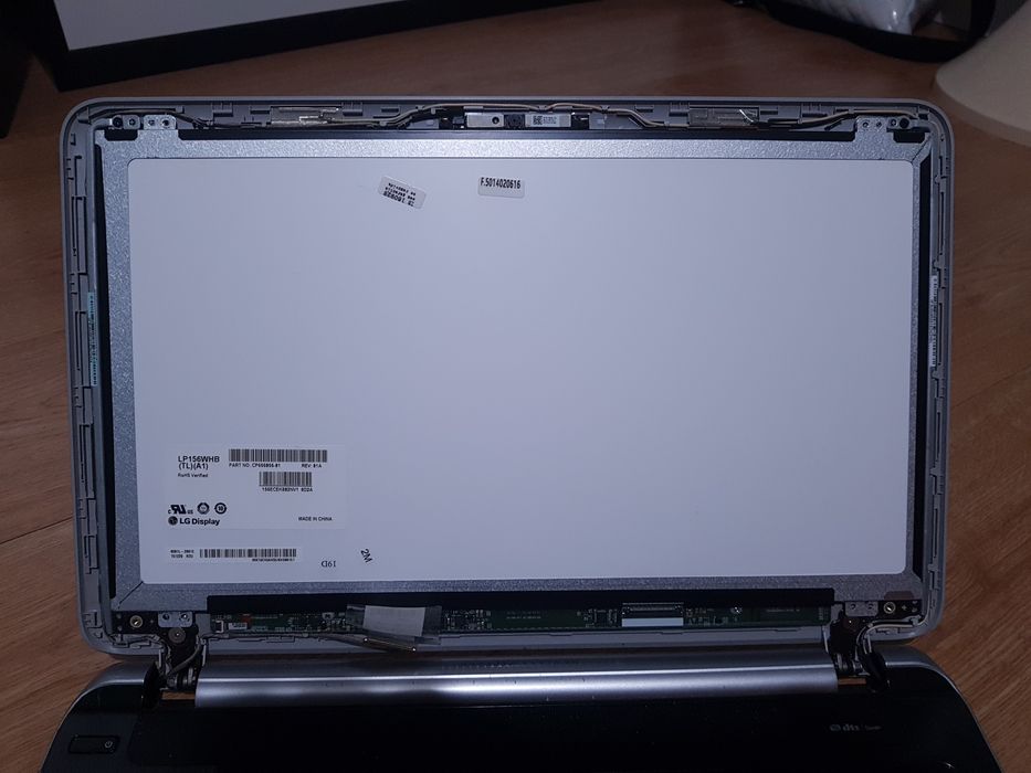 Peças, Hp 15-n052sp, 15-r005np, 15-bs109np, teclado, carregador, etc