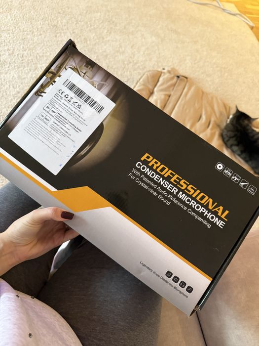 Profesjonalny mikrofon studyjny z bluetooth i mikserem nowy