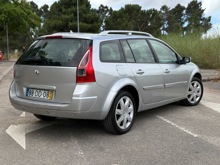 Renault Mégane — fotografia 12