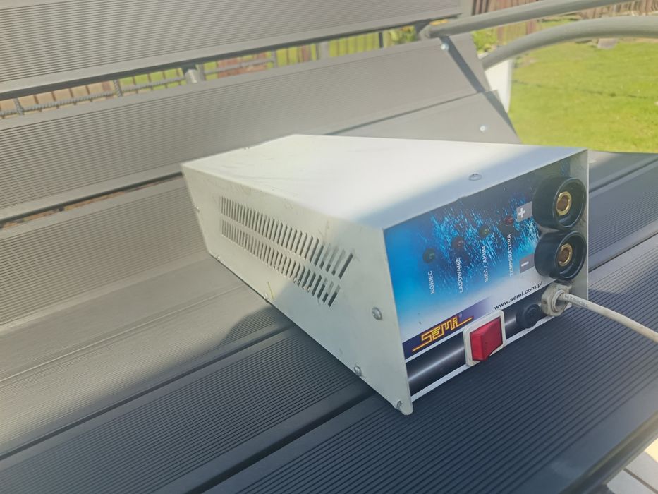 Prostownik semi 24 v