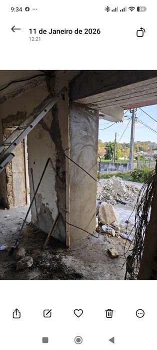 Realizo trabalhos em algumas áreas