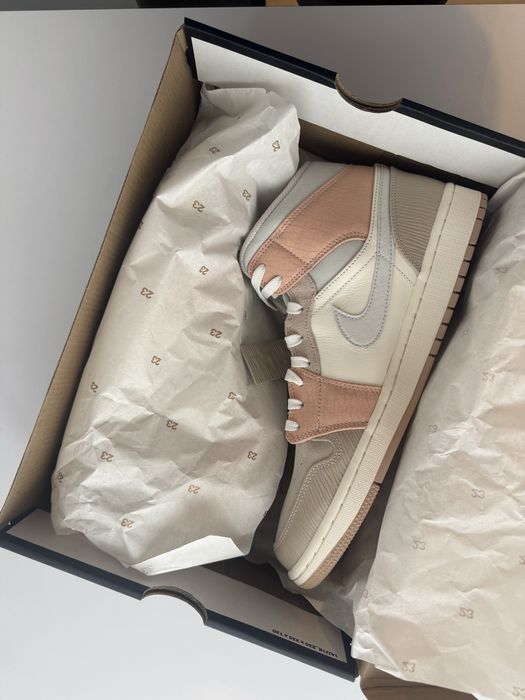 Nike Air Jordan 1 Mid