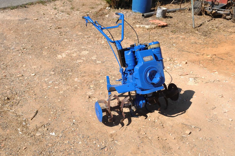 motoenchada a gasóleo 12 c.v motor lombardini