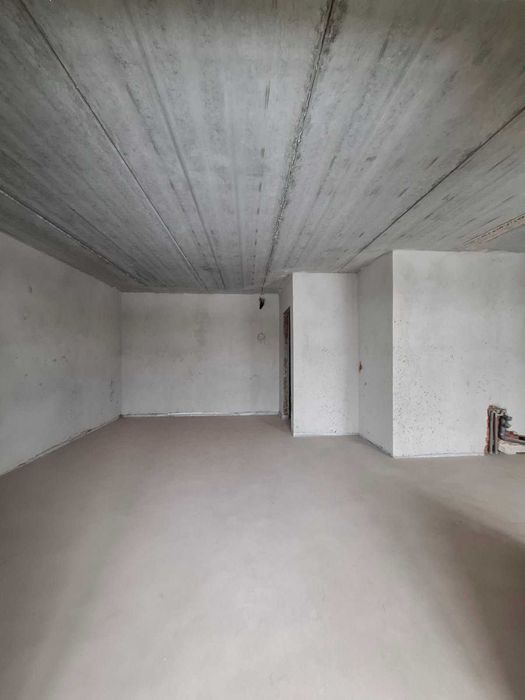 4кім в готовому будинку, під ремонт