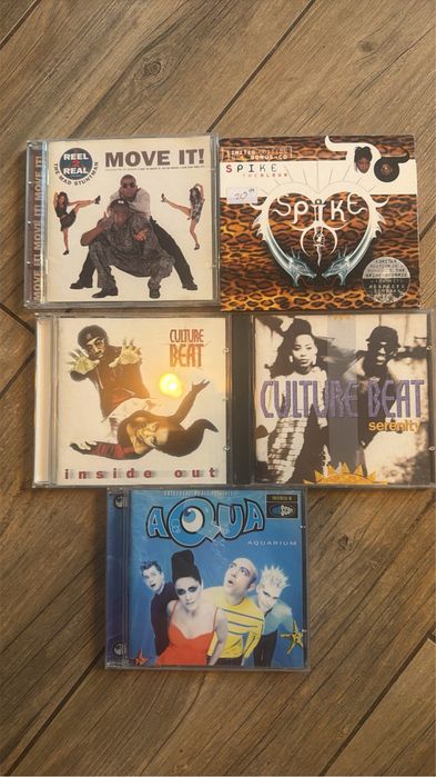 Rezerwacja płyty CD oryginalne stan bdb cena za komplet