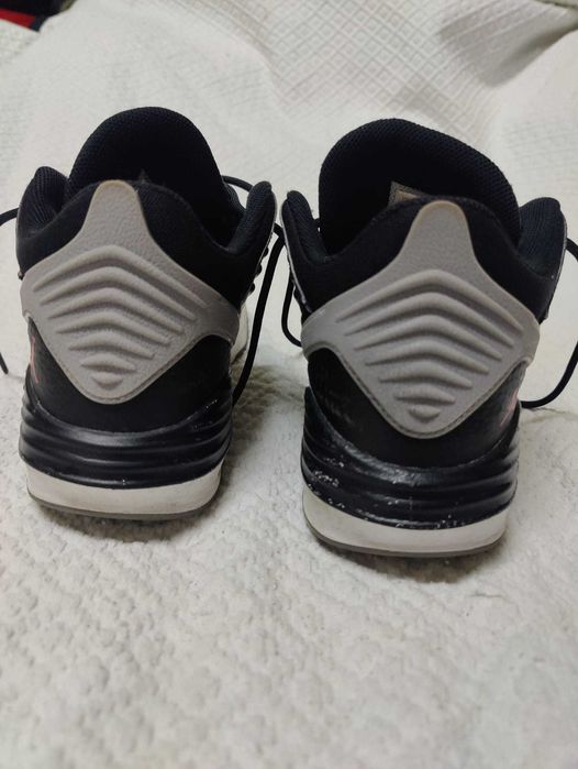Sapatilhas Nike Air Jordan tam. 42.5 em muito bom estado.