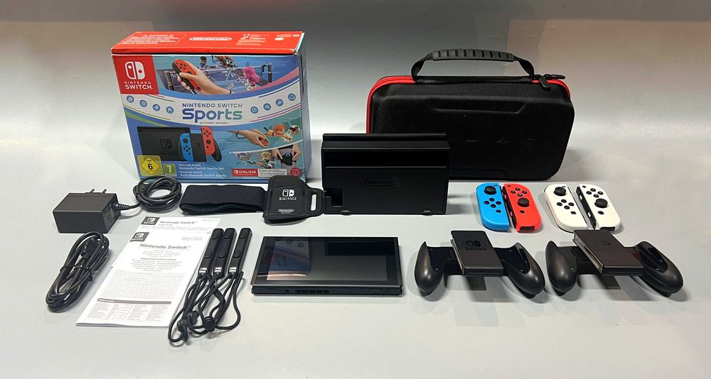 Konsola Nintendo Switch HAC-001 v2 + bogaty zestaw + Duża biblioteka gier! IDEALNY STAN