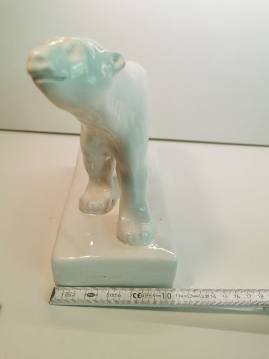 Niedźwiedź polarny. Porcealana