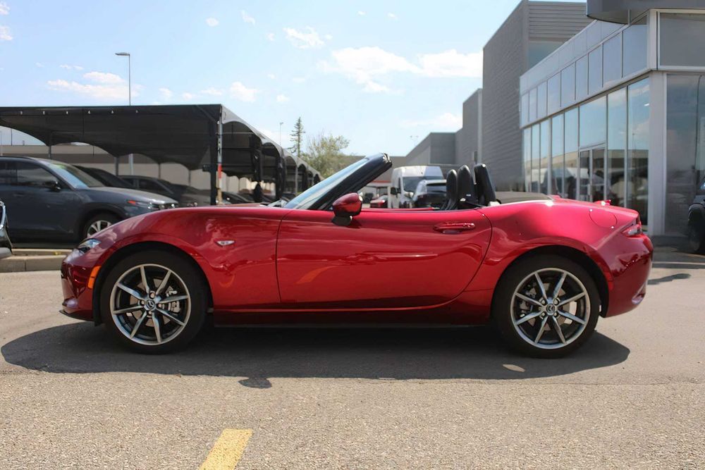 Mazda MX-5 Miata GT      2021