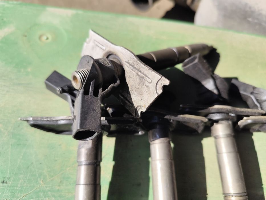 Wtrysk wtryskiwacz 3.0 TDI Audi A6 C6 A8 D3 Phaeton 0445.115.078
