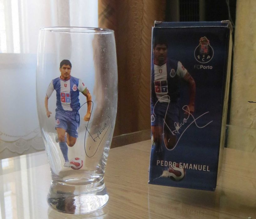 Antiguidades - Copo Oficial Pedro Emanuel, autografado com caixa
