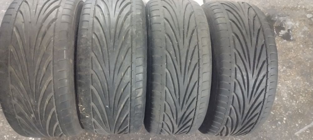 Резина разно широкая R16 Toyo Proxes t1R