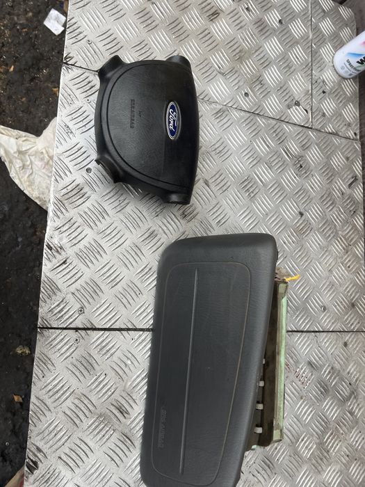 Подушка безопастности в руль торпеда Форд райнжер ford ranger 2004 год