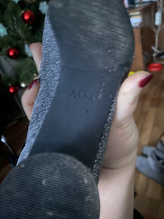 Ботинки серебристі Zara