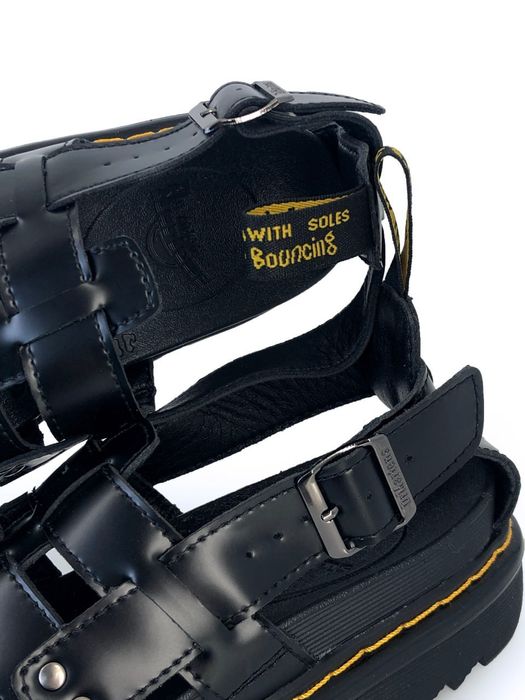 Сандалі Dr. Martens Terra premium