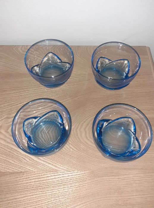 Conjunto de 4 taças azuis