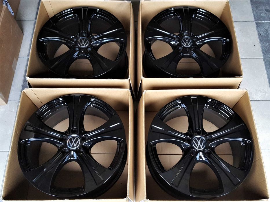 Alufelgi 18 5x112 VW Passat Tiguan Sirocco Arteon Czarne 632#