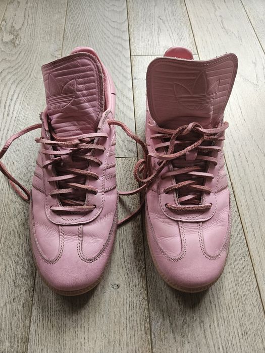 adidas Samba x Pharrell Williams Humanrace "Pink" (kod modelu: IE7295).