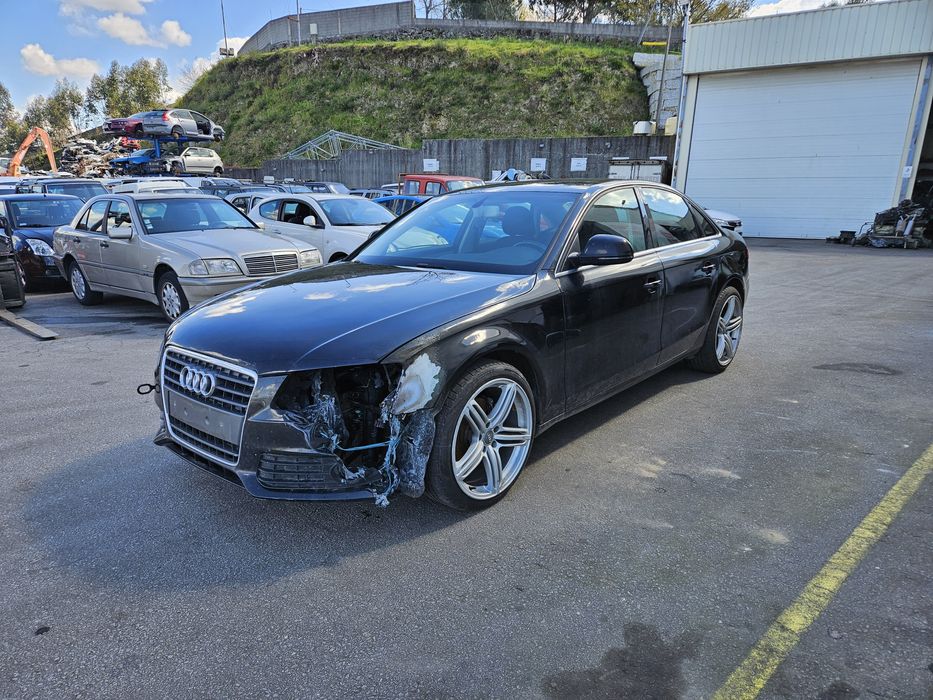 Audi A4 B8 2.0 TDi 140CV de 2010 para peças