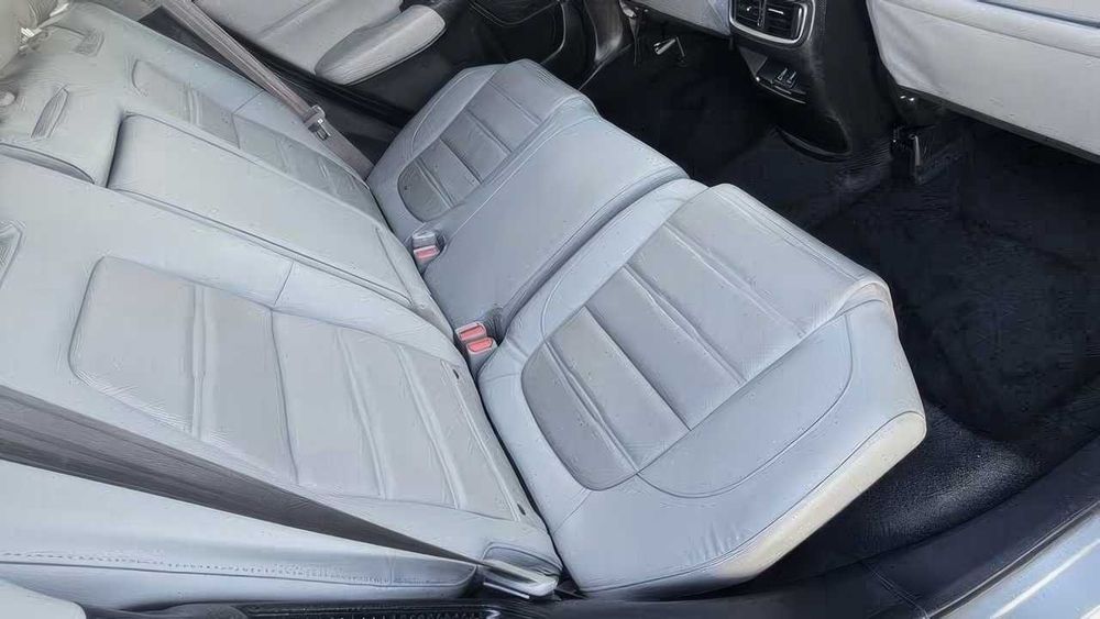 Honda CR-V Hybrid Touring      2022