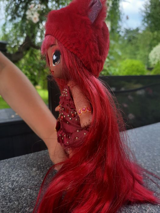 Lalka Na!Na!Na! Suprise Sweetest Gems Dolls-Roby Frost