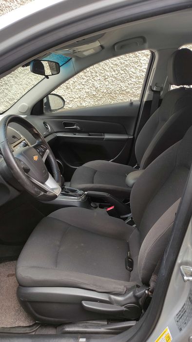 Продам власний Chevrolet Cruze у дуже хорошому стані.