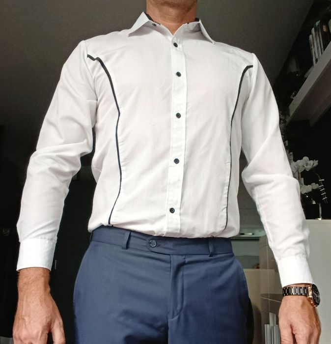 Biała męska koszula
