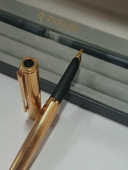 Caneta Fountain Parker 95 Gold Plated Fileté - Nova na caixa