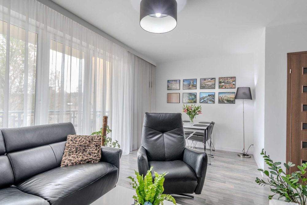 Ząbki, Powstańców | 68,44 m² | 3 pokoje (dziś 4) | 1 piętro | balkon | garaż | komórka