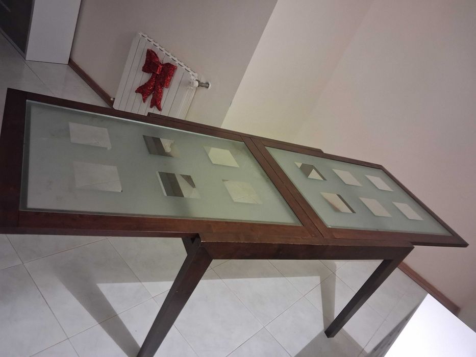 Mesa de jantar extensível