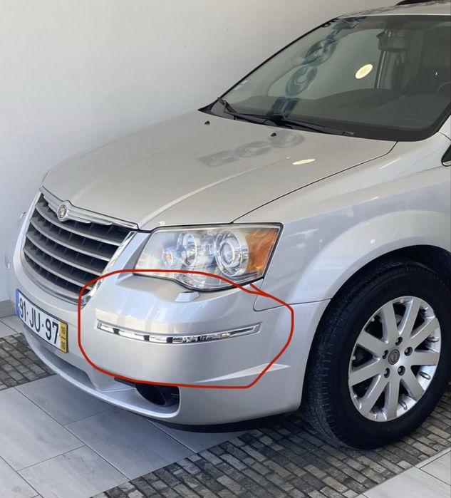 Friso cromado parachoques frontal chrysler grand voyager 2010