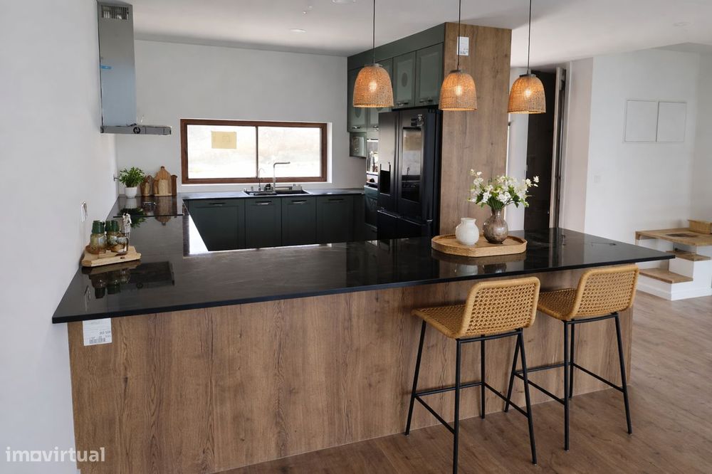 Comprar Moderna,  Nova Moradia T3,  Lousada