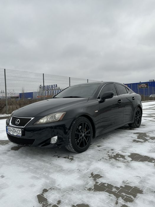Lexus IS250 2,5 бензинПродам власний автомобіль