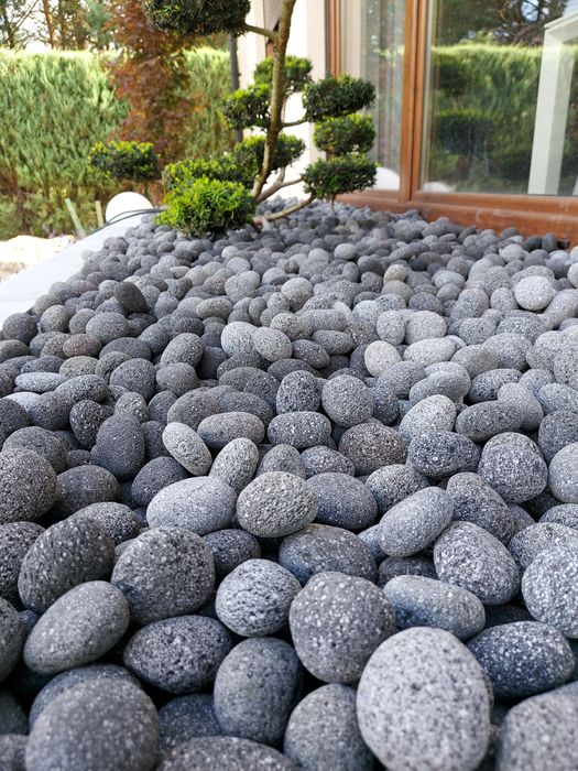 Otoczak Lawa.  Otoczak wulkaniczny. Lava Back