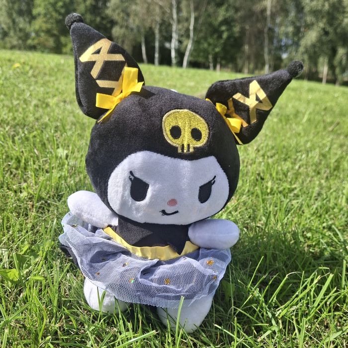 Maskotka Kuromi w sukience