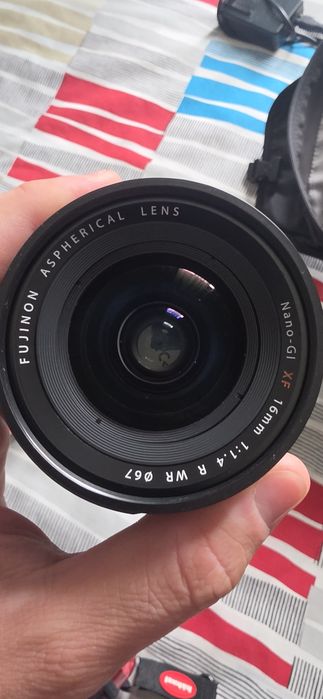 Fuji 16mm 1.4 R WR
