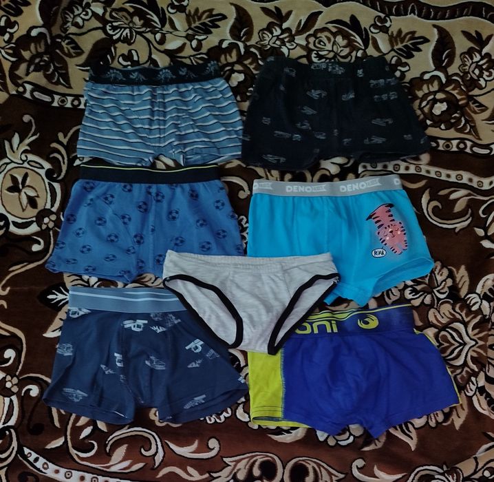 Лотом трусы на мальчика 7шт