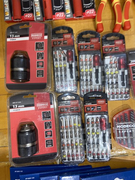 Продам или обмен,набор инструментов и расходников одним лотом. Новое