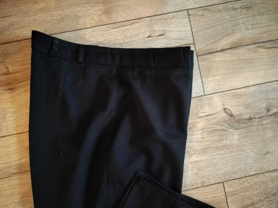 Spodnie damskie L eleganckie lejące zgrabne z kantem zwężane pas86