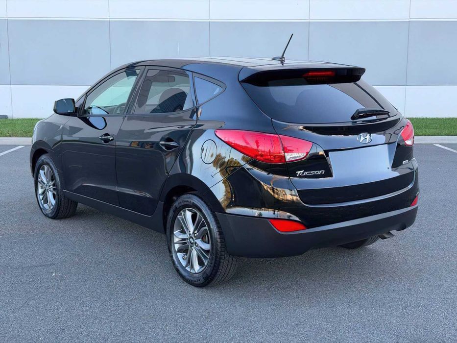 Hyundai Tucson GLS      2015