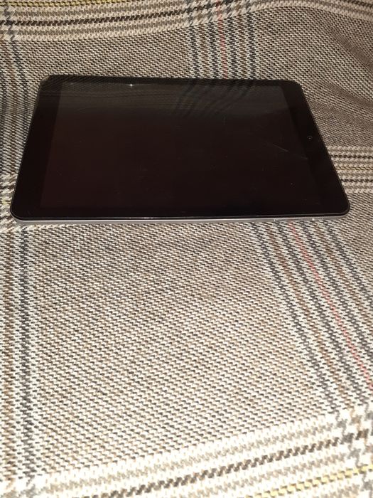 Планшет Asus Zenpad + подарунок