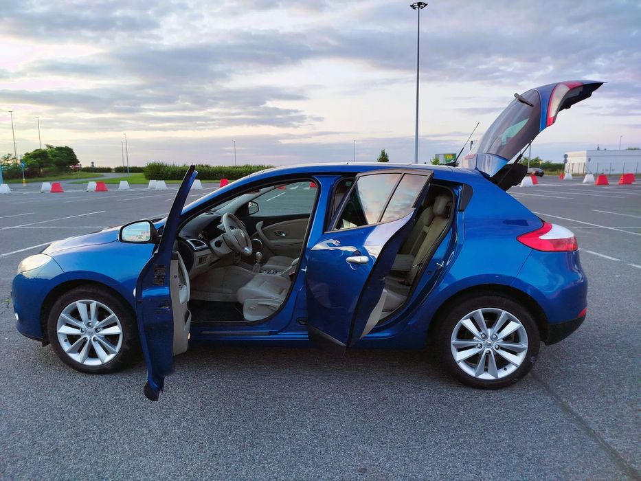 Renault Megane Najbogatsza wersja 6 biegów, SKÓRY, panorama, czujniki, bezdotyk, NAVI